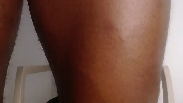 drake_brwon_23 Live XXX Chat