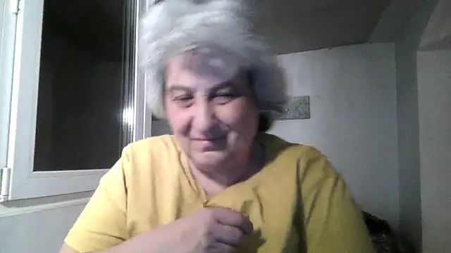 Chat XXX en directo de ExquisiteMature