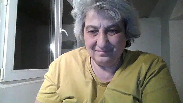 ExquisiteMature's Live XXX Chat