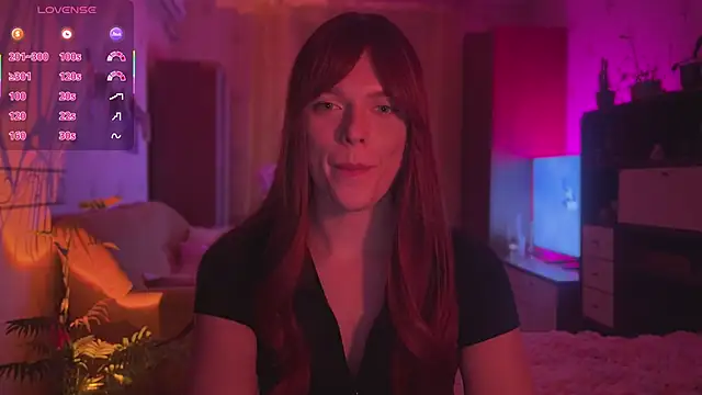 CherryRed_Girl 即時 XXX 聊天