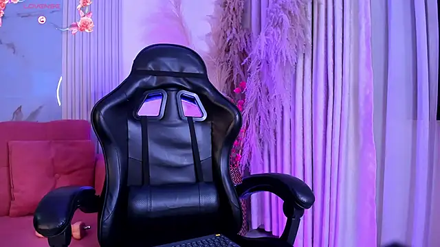 TifannySommers Chat XXX live