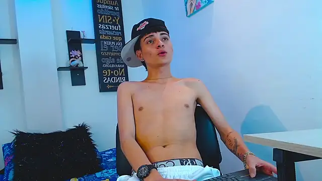 milo_hot_ Live XXX-chat