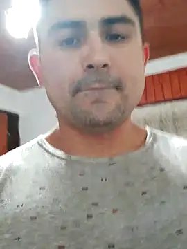 Bradd_32 Adlı Modelin Web Kamerası Şovu