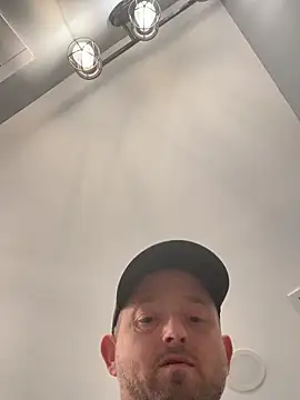 Enjoyedmine 即時 XXX 聊天