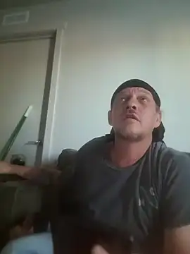 yourMasterisBored élő XXX-chatje