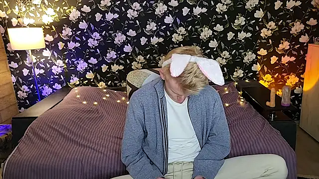 Vuitton's Webcam Show