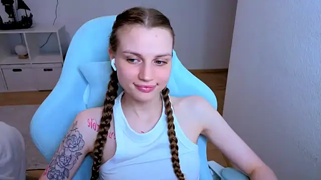 Živý XXX chat StellaLawless