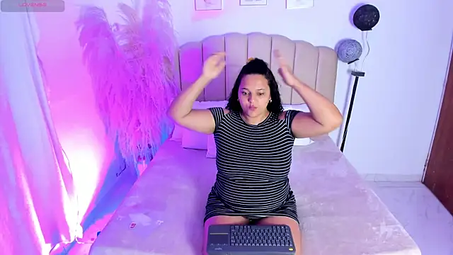 _aithanaa_ Live XXX-chat