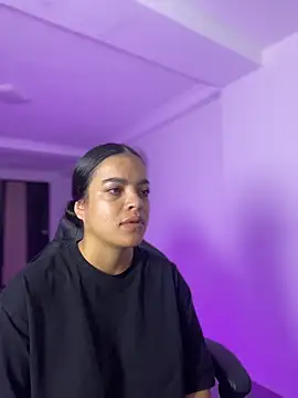 JuanitaMore01 – Live XXX-chat