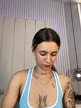 JuliaColemann 即時 XXX 聊天