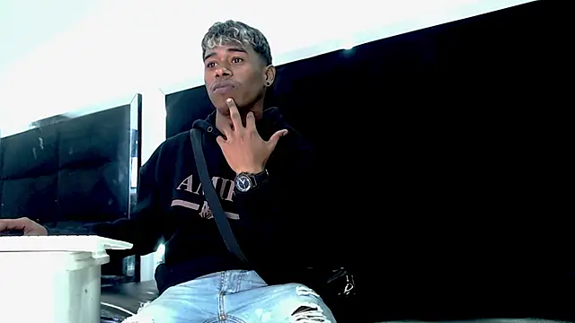 LuckyBluex – webcam-show