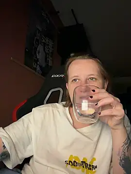 wetgerman_2: онлайн-секс-чат