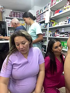 kandalove Adlı Modelin Canlı XXX Sohbeti