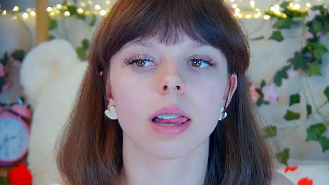 ElisabethDavis' Live XXX Chat