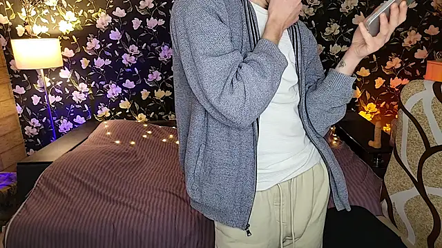 Vuitton 现场XXX聊天