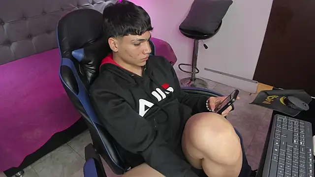 SamBlack_'s Webcam Show