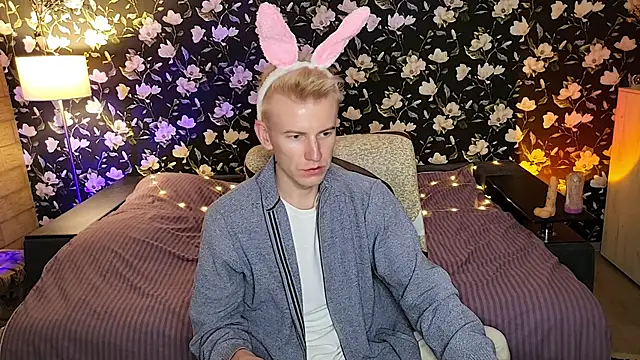 Show modela Vuitton na web-kameri