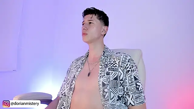 Dorianmistery2322_ Show Webcam