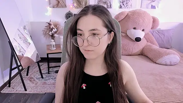 VirtuallVoyant Adlı Modelin Canlı XXX Sohbeti