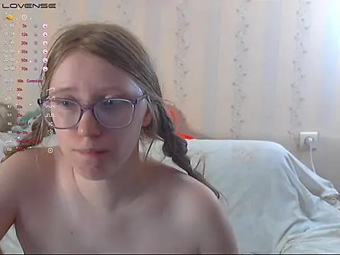 LustfulSarah's Live XXX Chat