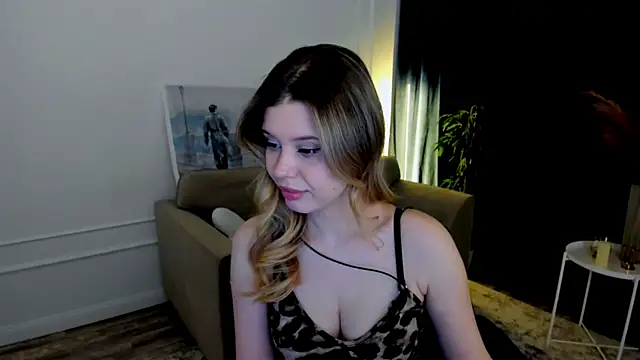 FollowLovee Chat XXX live