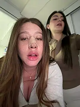 Živý XXX chat roouse