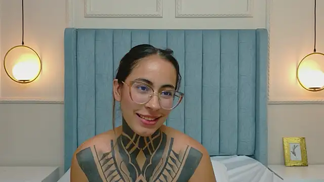 แชท XXX สดของ NicoleBlum