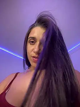 Chat XXX ao vivo de Aliciia777