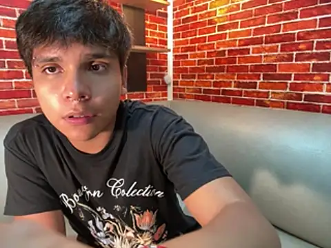 Thiago_Kozakn Webbikameraesitys