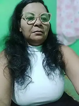 Amarantha25のライブXXXチャット