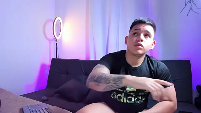 Živý XXX chat BoomChikaWow