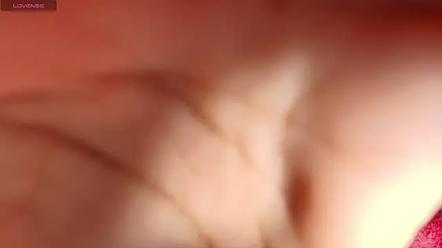 arianauwu 现场XXX聊天