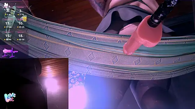 Nicolle_waterfalls Adlı Modelin Canlı XXX Sohbeti