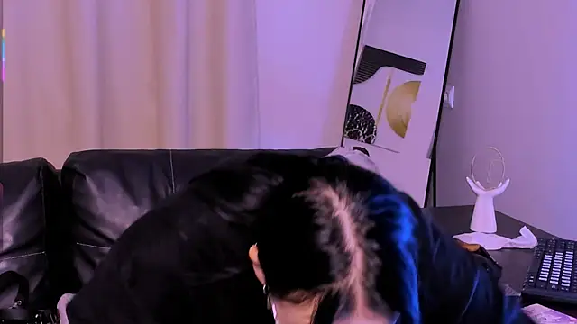 Ame_Core Adlı Modelin Canlı XXX Sohbeti