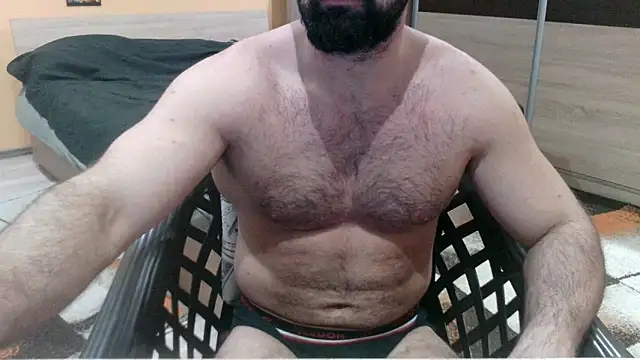 Show modela alieninhumanbody1 na web-kameri