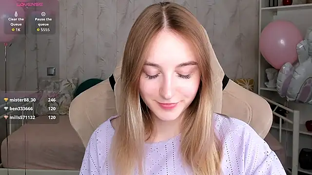 Shy_Polly 现场XXX聊天