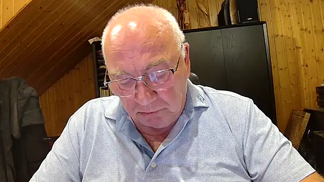 Онлайн чат XXX biggandybig