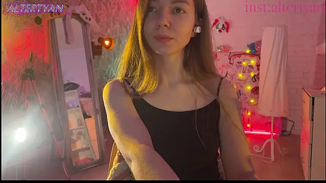 altertyan Adlı Modelin Canlı XXX Sohbeti