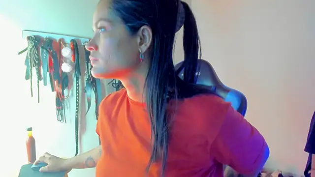 scarlet-kennedy98's Live XXX Chat