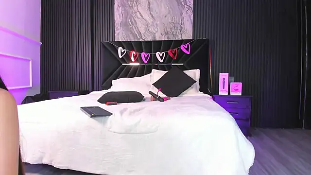 Abbyevaans Chat XXX in diretta