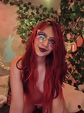 RedMeloddy's Live XXX Chat