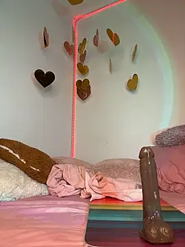 Chatroom XXX en direct de GiannaMagari_