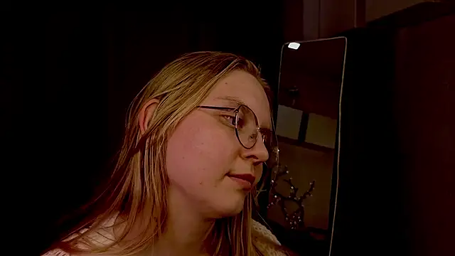 Онлайн чат XXX AlicaCohill