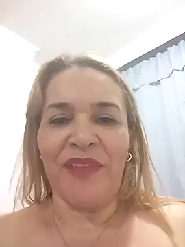 charlotte_milf30 Adlı Modelin Canlı XXX Sohbeti