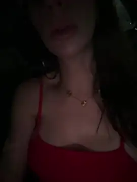 zelyramonvielly Adlı Modelin Canlı XXX Sohbeti