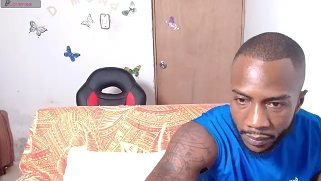 YANADEBAYO webcam show