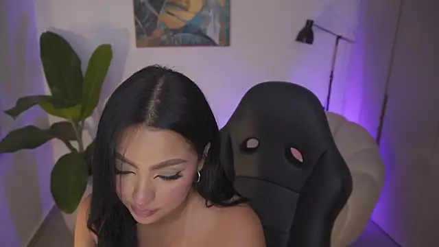 sarawinstone's Live XXX Chat