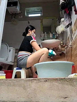 Basanis68のライブXXXチャット