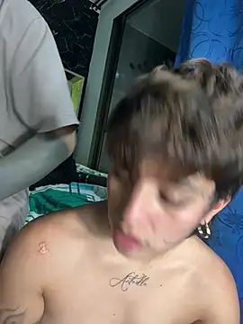 DayanaDG 即時 XXX 聊天