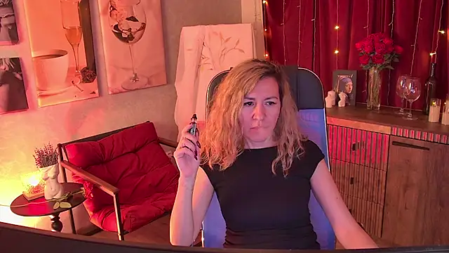 DonnaSmitth 即時 XXX 聊天